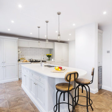 A Beautiful & Classic Family Kitchen By Burlanes