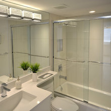 Villa Coquina Guest Bath