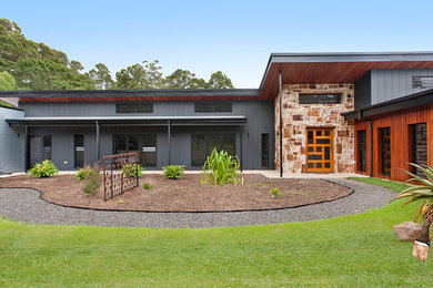 Inspiration for a contemporary exterior home remodel in Sunshine Coast