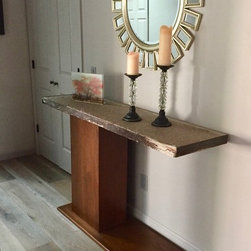 Levin Project - Console Tables