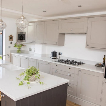 Shaker Style Kitchen with Statuario Ice Gemini worktops