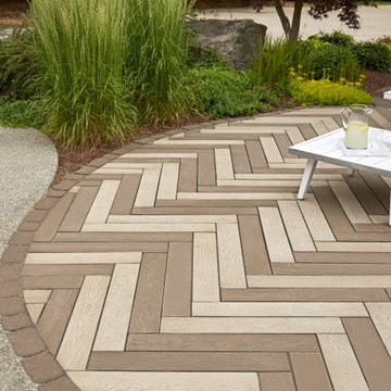 Backyard Garden Oasis in St. Catharines, ON