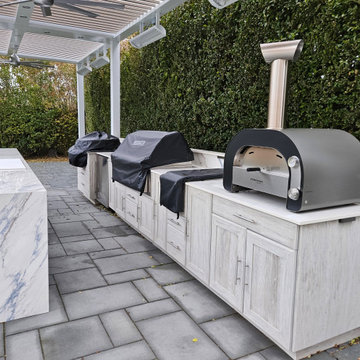 Open Aire Alfresco Competes Against The Elements Of Weather