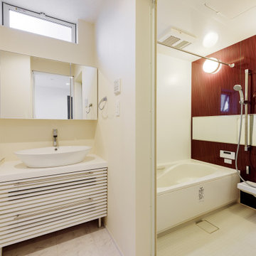 レトロアイアンな白亜の家