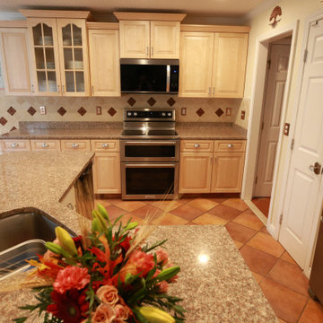 Bright, Airy & Beautiful: A Maple Kitchen Transformation
