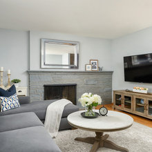 Living Room / Fireplace