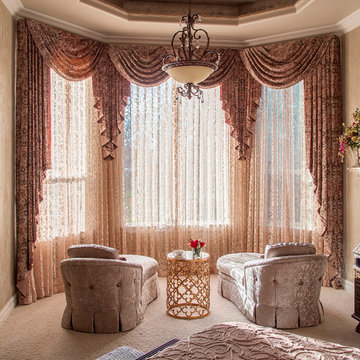 Refined Formal Interiors in Houston