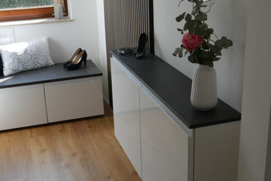 Moderner Flur in Sonstige