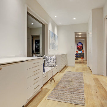Modern Home by Allan Edwards