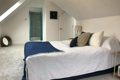 This is an example of a bedroom in Berkshire.