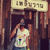 January Sornsuwit's photo