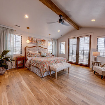 2020 Parade of Homes Stauffer & Sons Construction Warm and Welcoming in the Fore