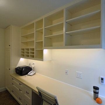 Laundry/Office on the Main Line