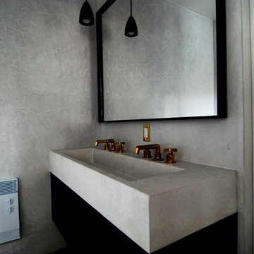 Grey Tadelakt Bathroom - Greenwich Village - New York City