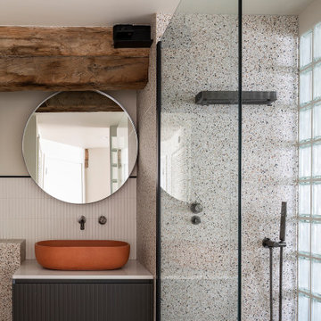 Full flat refurbishment and reconfiguration of a Listed Building in Tower Bridge