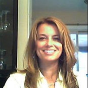 Julie Roy's photo