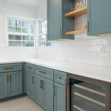 Teal delight, A kitchen remodeling in Valley Village
