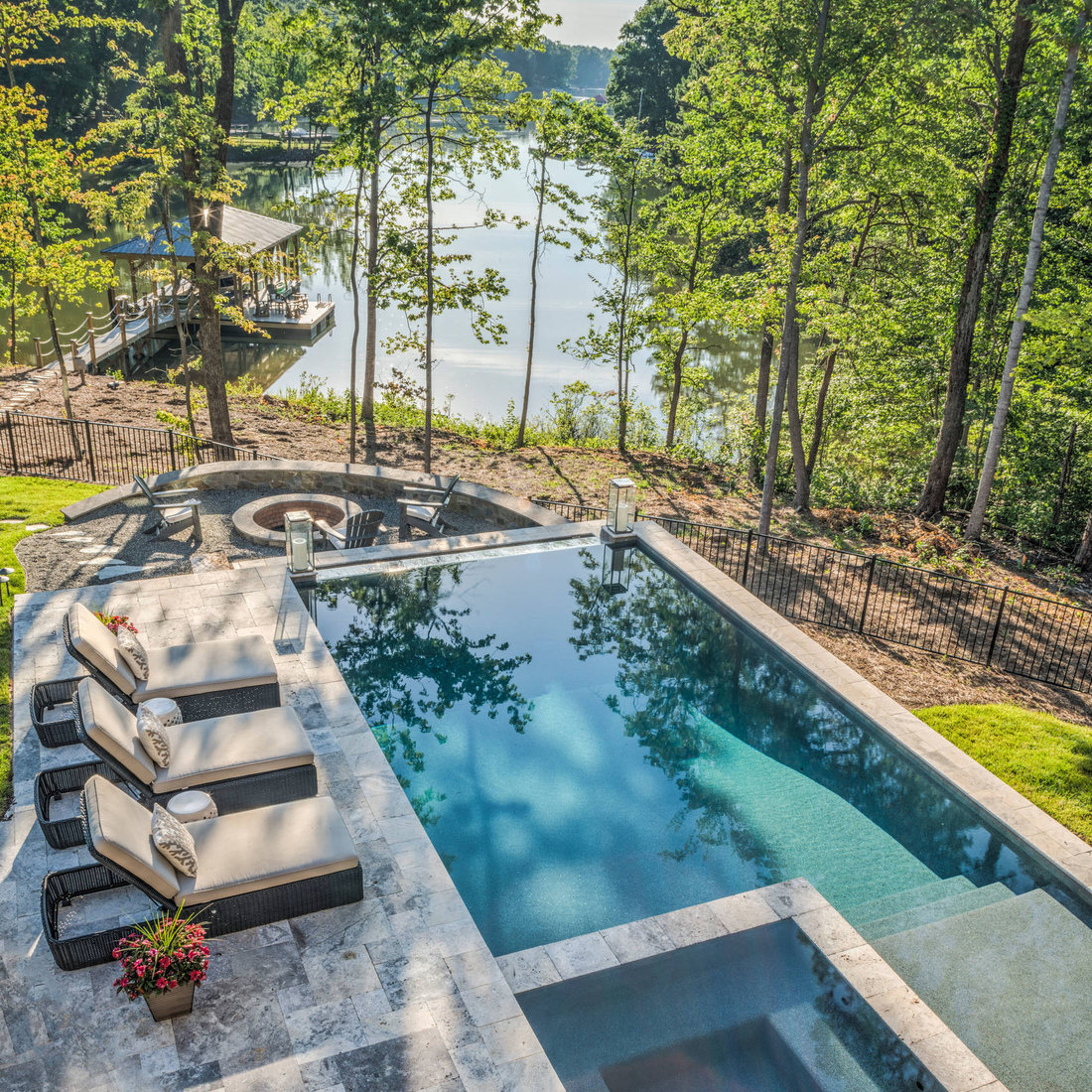 Mountain Luxury on the Water