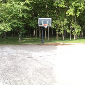 Ryan L's Pro Dunk Gold Basketball System on a 47x44 in Nicholasville, KY