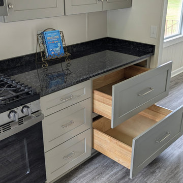 Pebble Grey NorthPoint Cabinets
