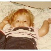 Emily Lascari's photo