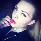 Isabell Lee's photo