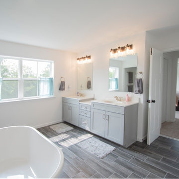 Mulled window unit brightens up bathroom