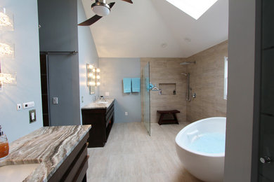 Inspiration for an eclectic bathroom remodel in Atlanta
