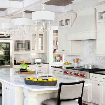 Sophisticated traditional "tuxedo" kitchen