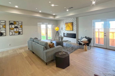 Example of a classic living room design in San Francisco