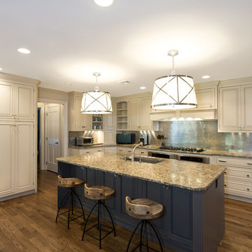 Traditional Open Country Kitchen