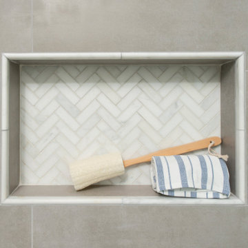 Norlyn - Transitional Guest Bath