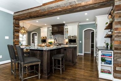 Kitchen - rustic kitchen idea in DC Metro