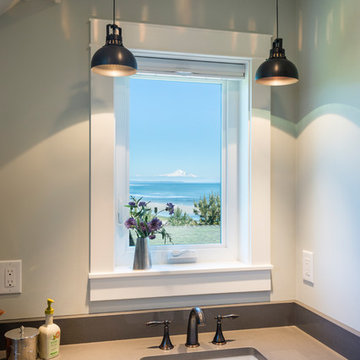 Beach House on Point