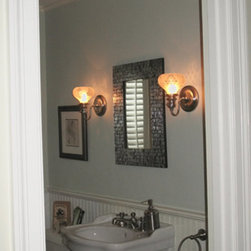 1930's Colonial, New England - Lighting