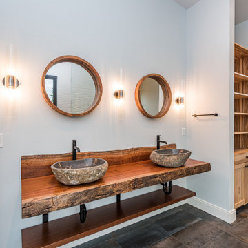 Seabeck - Modern Home + Studio with Panoramic Olympic Mountain Views