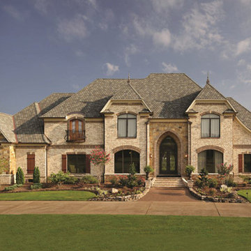 Custom Home Brick Exterior by General Shale
