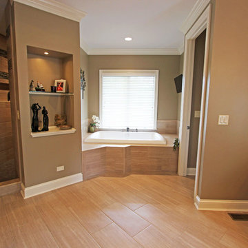 Luxurious Masterbath with Double Sinks, Makeup area and Tiled Shower