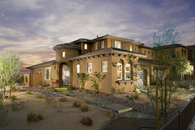 Example of an exterior home design in Los Angeles