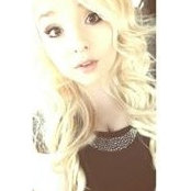Hailey Dean's photo