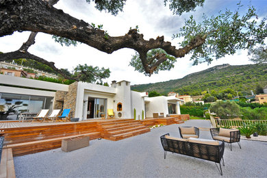 Réalisation d'une terrasse design.