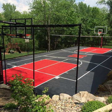 SnapSports - Backyard Multi-Game Court 'Huskers' Theme