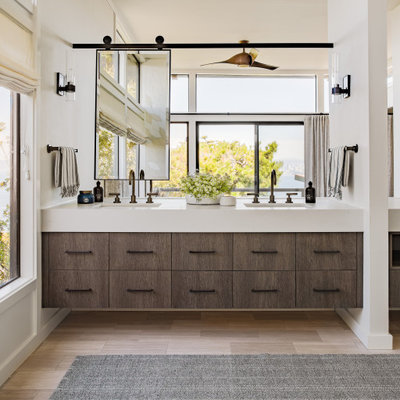 Bathroom - transitional bathroom idea in San Francisco