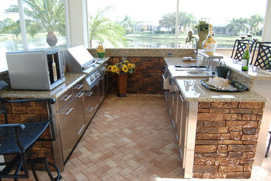 Island style patio photo in New York