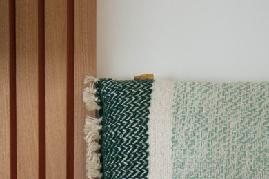 Inspiration for a contemporary home design remodel in Angers