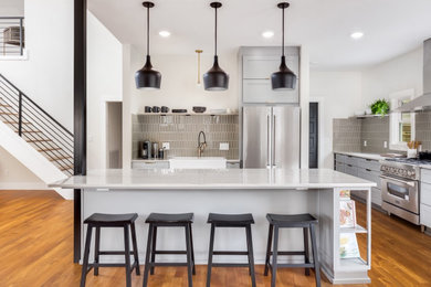 Inspiration for a modern kitchen remodel in Raleigh