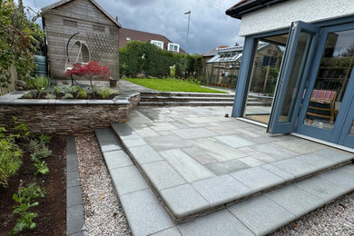 Inspiration for a contemporary garden in Glasgow.