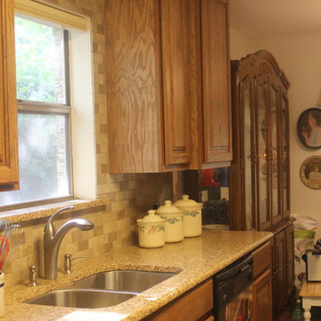 Tawny Oak Cabinets w/Chocolate Truffle Caesarstone and Subway Backsplash
