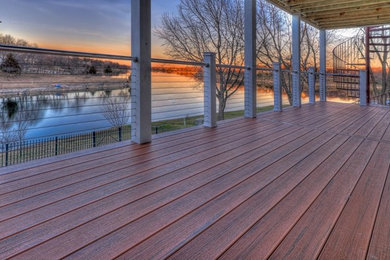 Deck - contemporary deck idea in Kansas City