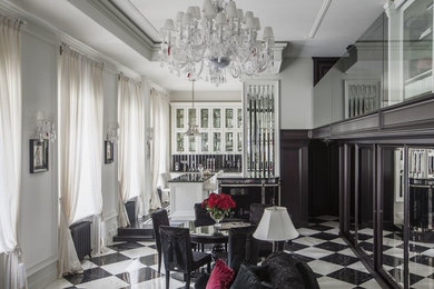 Design ideas for a traditional home design in Moscow.